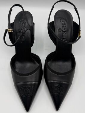 NEW CHANEL 26P Black Lambskin Leather CC Logo Pointed Toe Slingback Heels EU 41